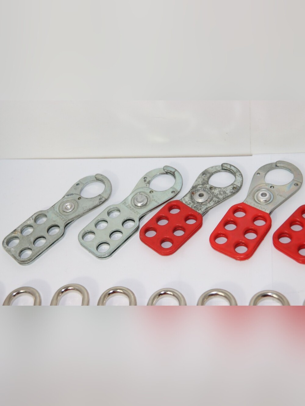 MasterLock Lock Out Tags - Picture 3 of 9
